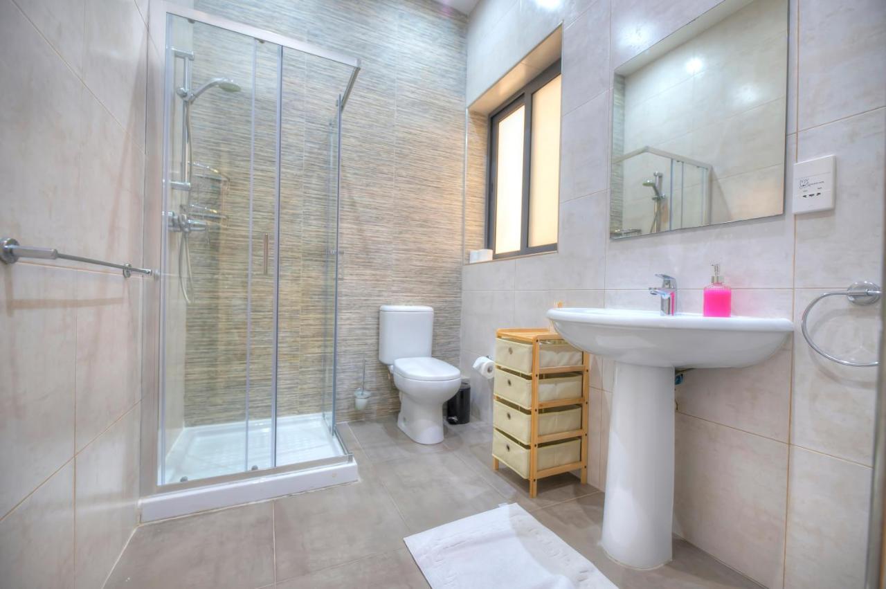 Spacious And Beautifully Furnished 3 Bedrooms/3Bathrooms Apartment With 2 Balconies Wvid1-1 Gzira Exterior foto